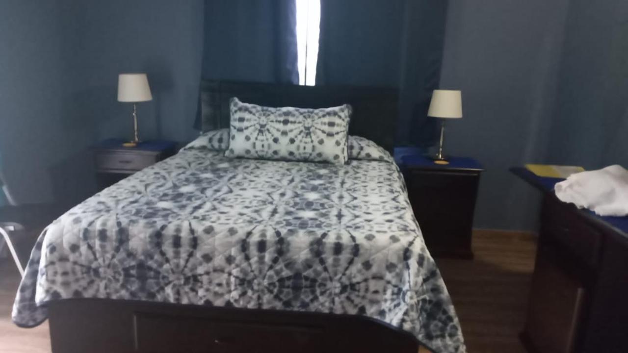 רנאוויי ביי Bailey'S Bed And Breakfast מראה חיצוני תמונה