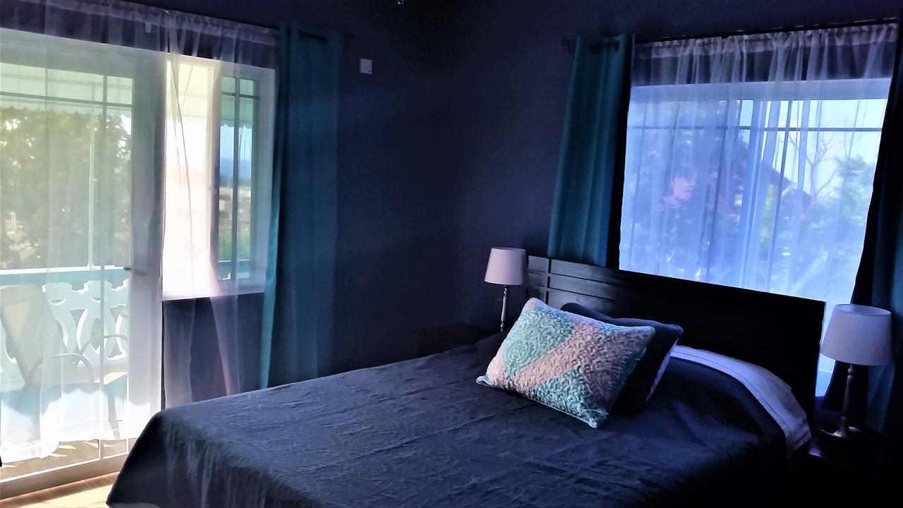 רנאוויי ביי Bailey'S Bed And Breakfast מראה חיצוני תמונה
