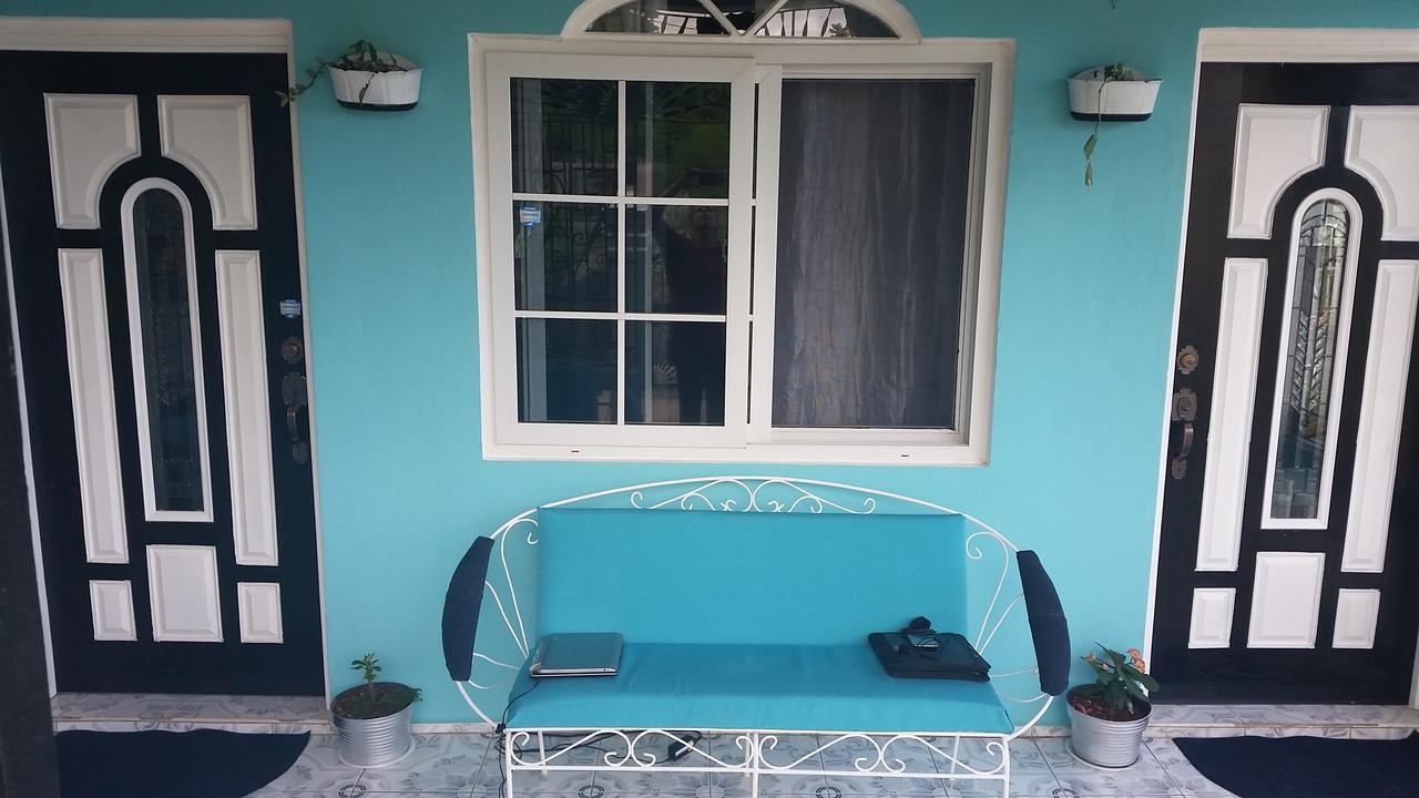 רנאוויי ביי Bailey'S Bed And Breakfast מראה חיצוני תמונה