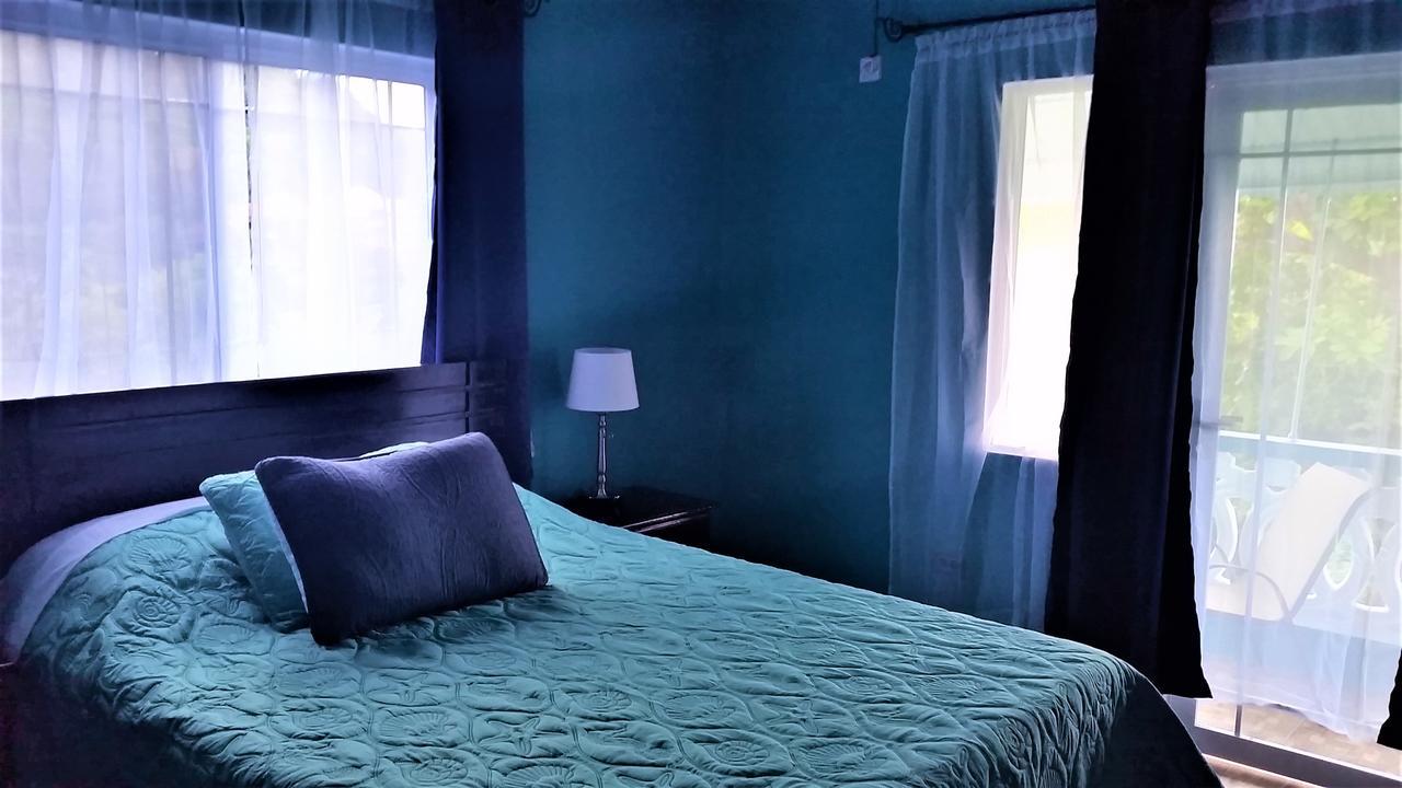 רנאוויי ביי Bailey'S Bed And Breakfast מראה חיצוני תמונה