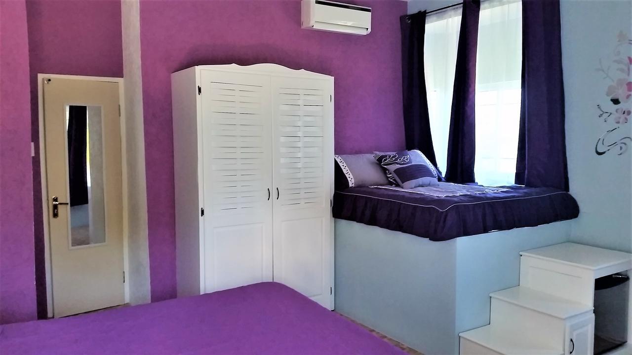 רנאוויי ביי Bailey'S Bed And Breakfast מראה חיצוני תמונה